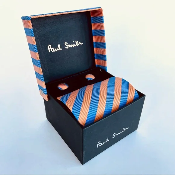 Paul Smith London Tie, Cufflinks, and Pocket Square Gift Set - Picture 1 of 16